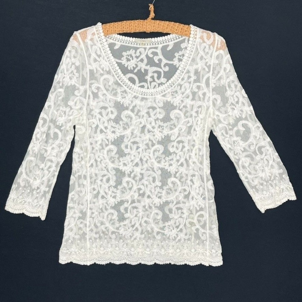 Capri Floral Embroidered Sheer‎ Lace Top Medium White Romantic Boho Layering Top